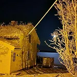 Holiday home Lite Hus Ved Sjoen