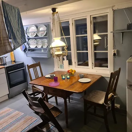 Lite Hus Ved Sjoen Hébergement de vacances *