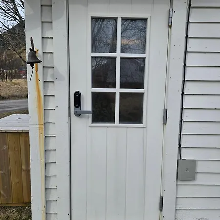 Lite Hus Ved Sjoen Hébergement de vacances *