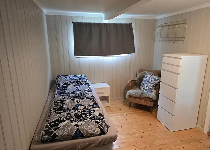Lite Hus Ved Sjoen